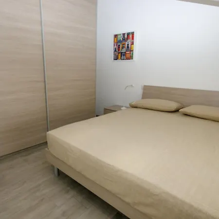 Residenza Adua Evangelisti Casa * בלריה-איגאה מרינה