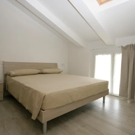 Residenza Adua Evangelisti Casa * בלריה-איגאה מרינה