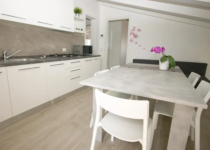 Residenza Adua Evangelisti Casa