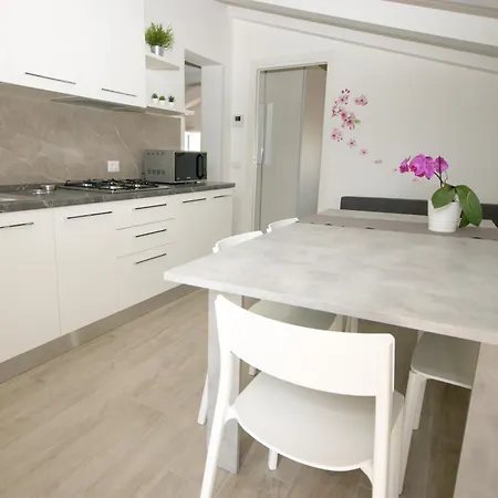 Residenza Adua Evangelisti Casa