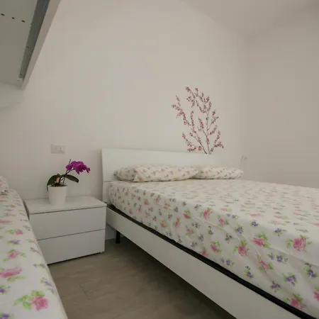 Residenza Adua Evangelisti Casa *